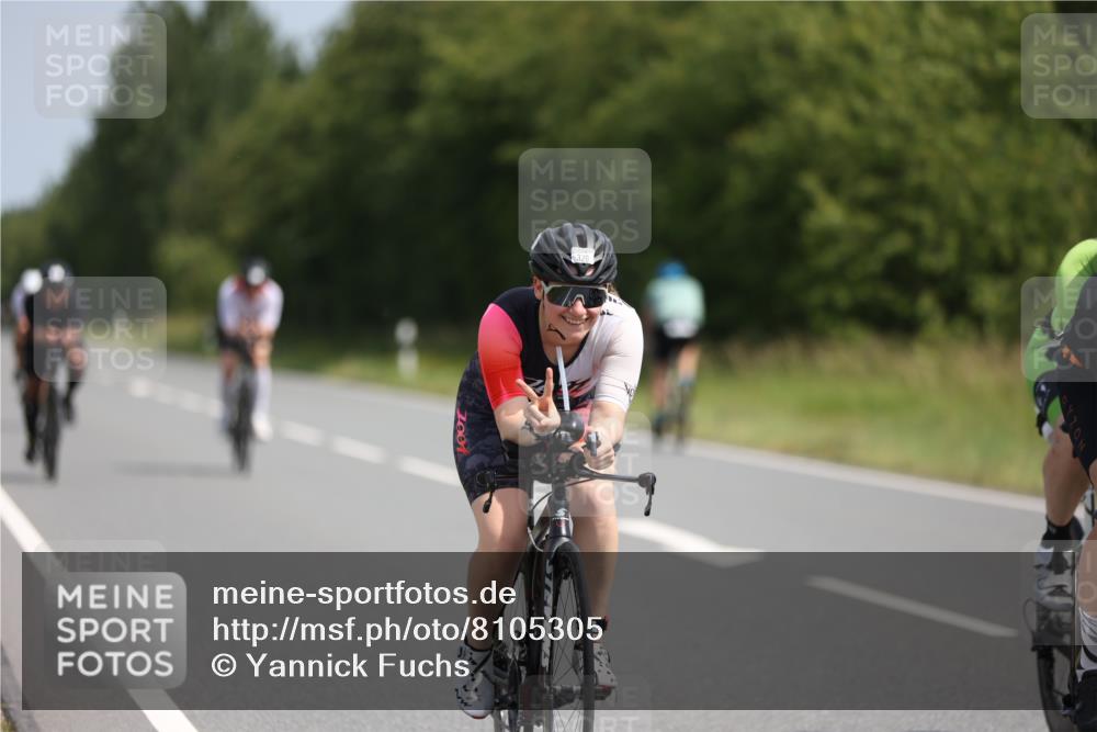 22.06.2025 - Viking Triathlon Yannick Fuchs http://msf.ph/oto/8105305 22.06.2025 11:29:35 Radfahren 78, 83, 93, 182, 254, 281, 314, 320, 375, 411, 427, 487 meine-sportfotos.de