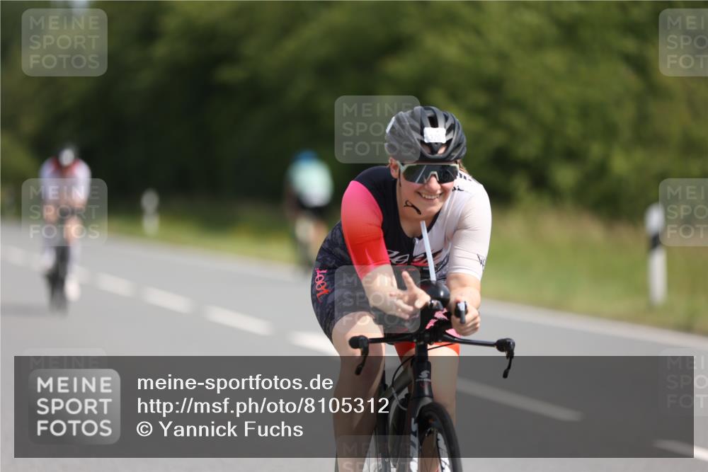 22.06.2025 - Viking Triathlon Yannick Fuchs http://msf.ph/oto/8105312 22.06.2025 11:29:35 Radfahren 78, 83, 93, 182, 254, 281, 314, 320, 375, 411, 427, 487 meine-sportfotos.de