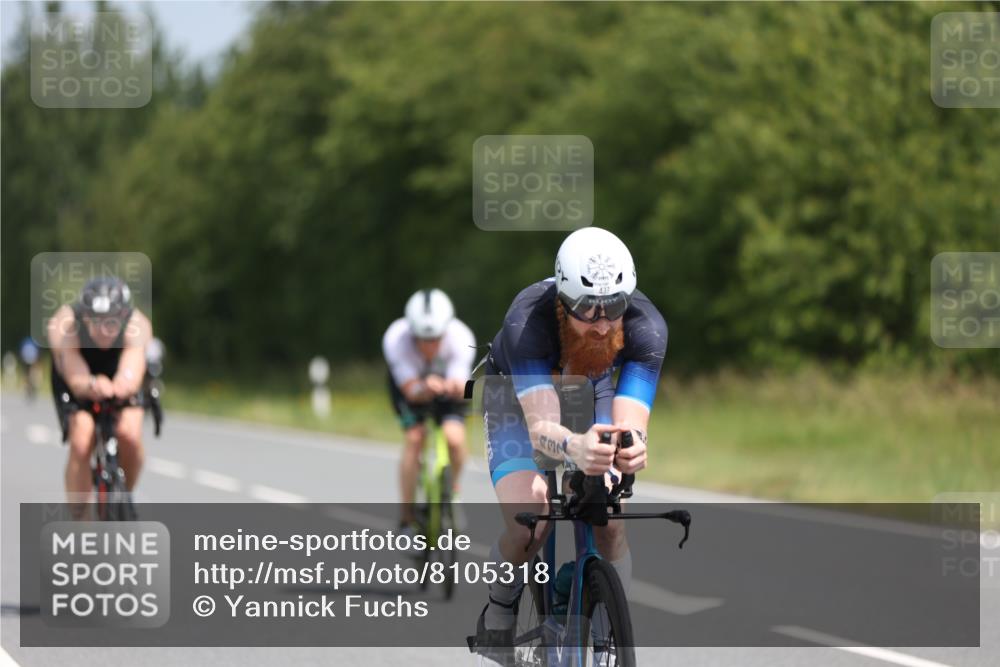 22.06.2025 - Viking Triathlon Yannick Fuchs http://msf.ph/oto/8105318 22.06.2025 12:10:00 Radfahren 59, 298, 313, 366, 386, 437, 542 meine-sportfotos.de