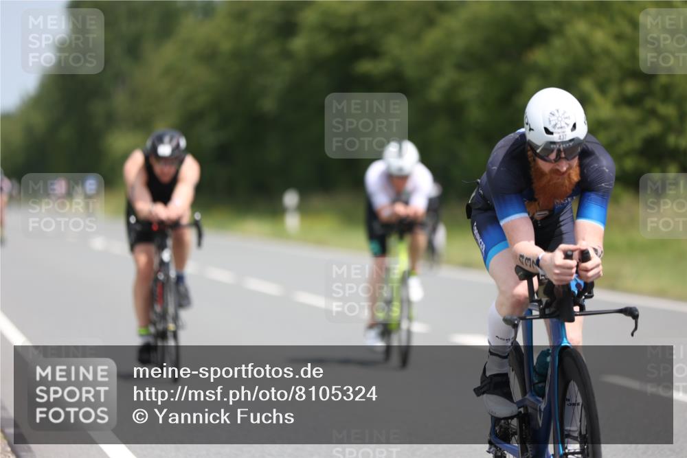 22.06.2025 - Viking Triathlon Yannick Fuchs http://msf.ph/oto/8105324 22.06.2025 12:10:00 Radfahren 59, 298, 313, 366, 386, 437, 542 meine-sportfotos.de