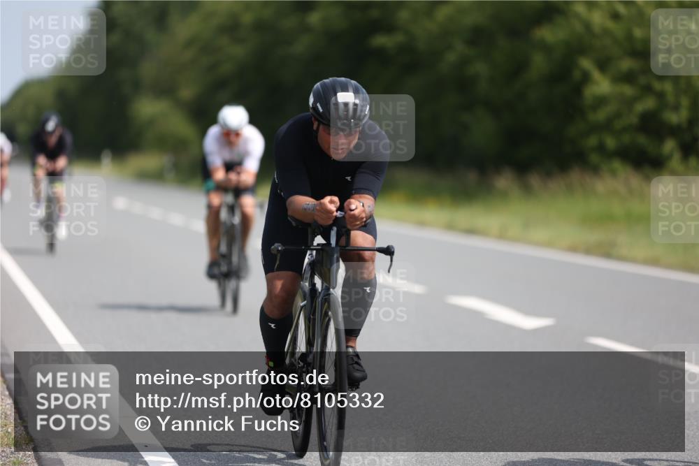 22.06.2025 - Viking Triathlon Yannick Fuchs http://msf.ph/oto/8105332 22.06.2025 11:29:37 Radfahren 83, 93, 182, 254, 281, 320, 375, 427, 487 meine-sportfotos.de