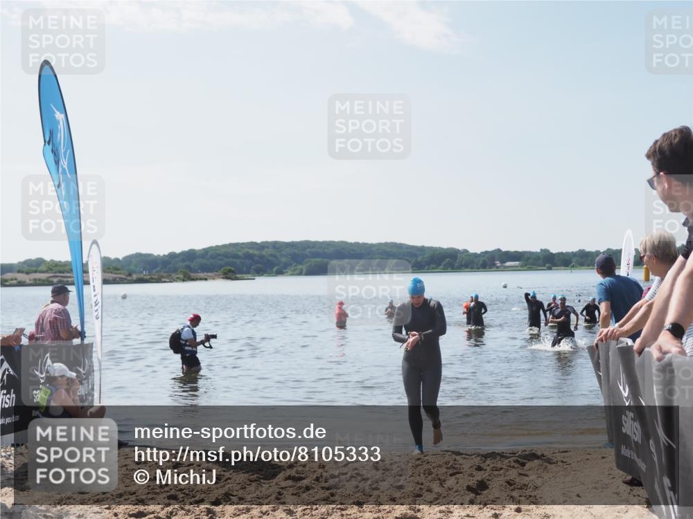 22.06.2025 - Viking Triathlon MichiJ http://msf.ph/oto/8105333 22.06.2025 10:50:24 Schwimmen 24, 202, 418, 431, 463 meine-sportfotos.de
