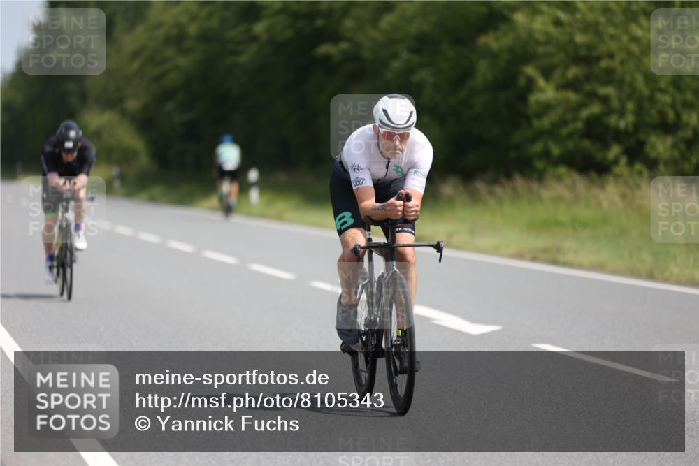 22.06.2025 - Viking Triathlon Yannick Fuchs http://msf.ph/oto/8105343 22.06.2025 11:29:38 Radfahren 83, 93, 182, 254, 281, 320, 375, 487 meine-sportfotos.de