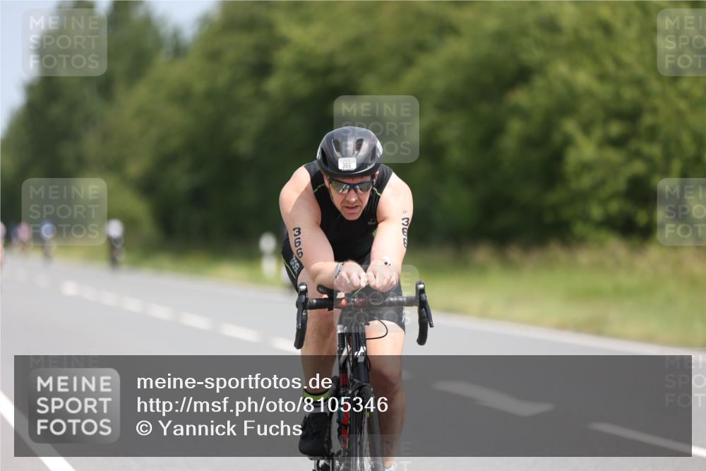 22.06.2025 - Viking Triathlon Yannick Fuchs http://msf.ph/oto/8105346 22.06.2025 12:10:01 Radfahren 59, 298, 313, 366, 386, 437, 542 meine-sportfotos.de