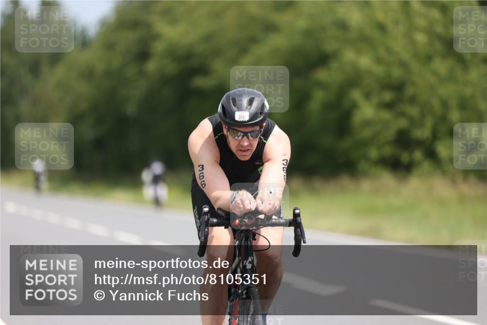 22.06.2025 - Viking Triathlon Yannick Fuchs http://msf.ph/oto/8105351 22.06.2025 12:10:02 Radfahren 59, 298, 313, 366, 386, 437, 542 meine-sportfotos.de