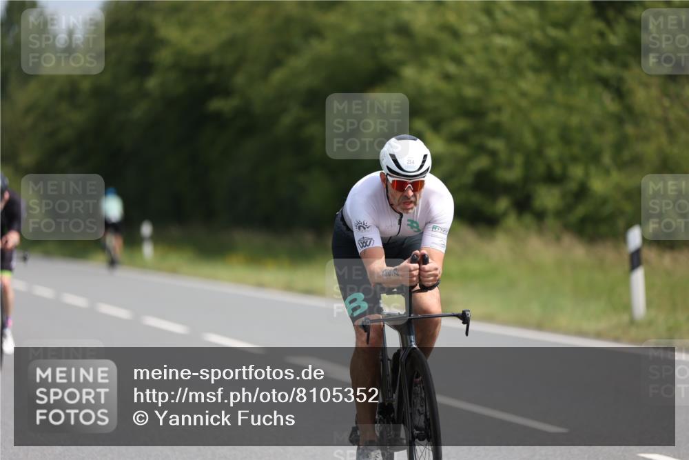 22.06.2025 - Viking Triathlon Yannick Fuchs http://msf.ph/oto/8105352 22.06.2025 11:29:39 Radfahren 83, 93, 182, 254, 281, 320, 375, 487 meine-sportfotos.de