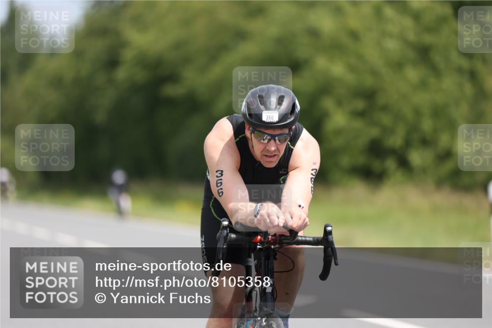 22.06.2025 - Viking Triathlon Yannick Fuchs http://msf.ph/oto/8105358 22.06.2025 12:10:02 Radfahren 59, 298, 313, 366, 386, 437, 542 meine-sportfotos.de