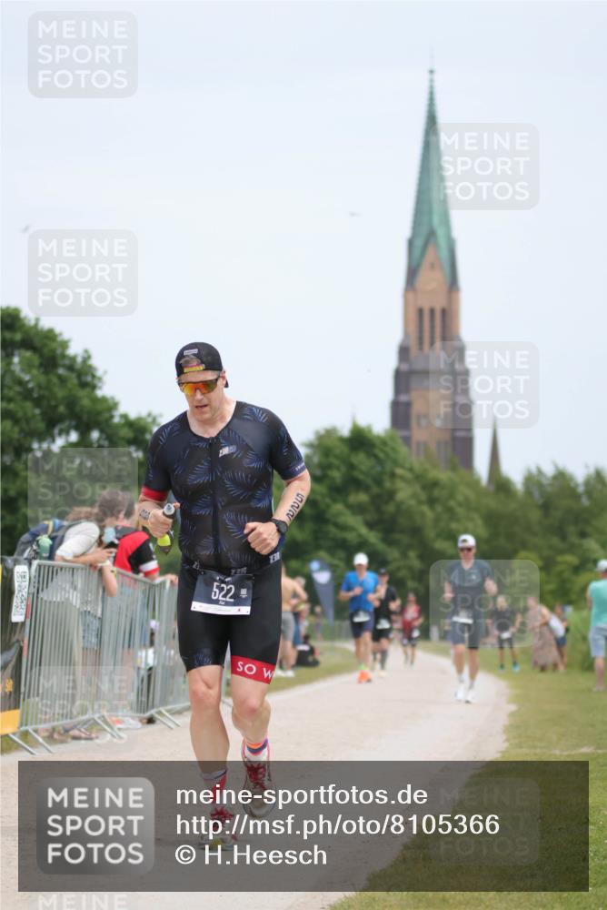 22.06.2025 - Viking Triathlon H.Heesch http://msf.ph/oto/8105366 22.06.2025 13:44:25 Laufen 492, 522 meine-sportfotos.de