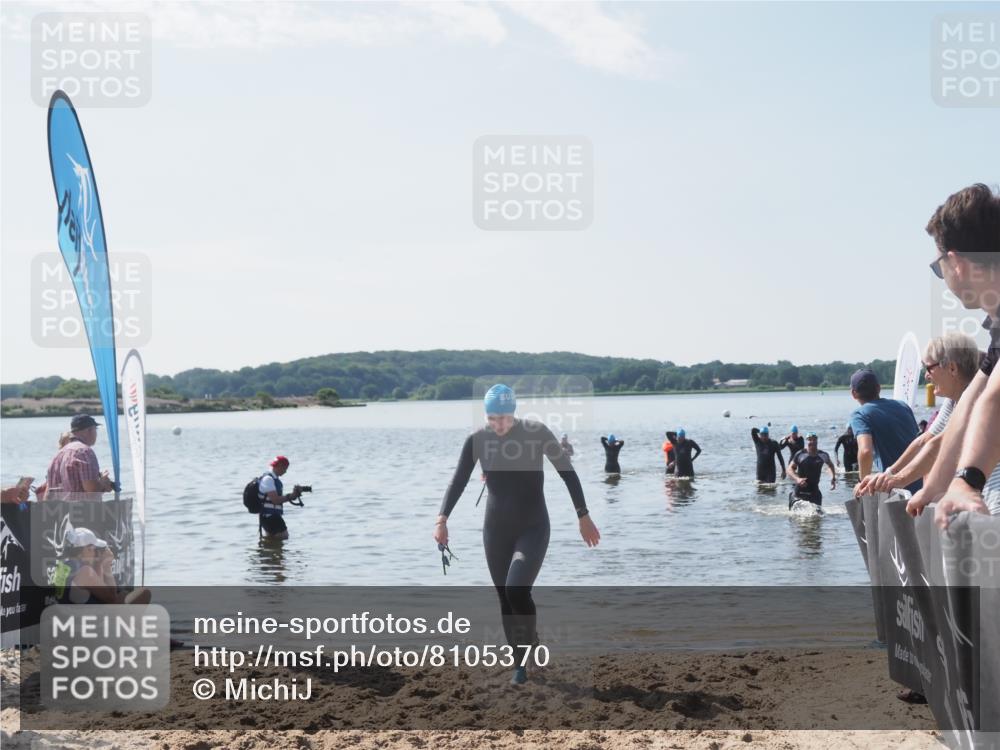 22.06.2025 - Viking Triathlon MichiJ http://msf.ph/oto/8105370 22.06.2025 10:50:25 Schwimmen 24, 202, 418, 431, 463 meine-sportfotos.de