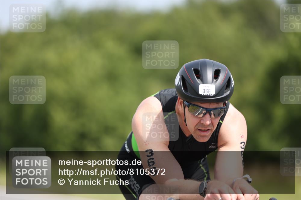 22.06.2025 - Viking Triathlon Yannick Fuchs http://msf.ph/oto/8105372 22.06.2025 12:10:02 Radfahren 59, 298, 313, 366, 386, 437, 542 meine-sportfotos.de