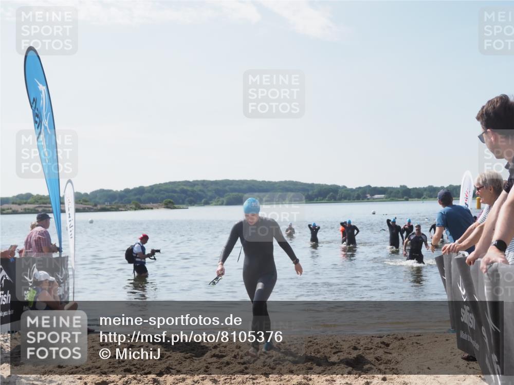 22.06.2025 - Viking Triathlon MichiJ http://msf.ph/oto/8105376 22.06.2025 10:50:25 Schwimmen 24, 202, 418, 431, 463 meine-sportfotos.de