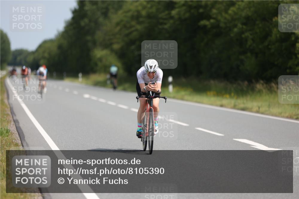 22.06.2025 - Viking Triathlon Yannick Fuchs http://msf.ph/oto/8105390 22.06.2025 11:29:42 Radfahren 72, 83, 131, 154, 182, 254, 375, 553 meine-sportfotos.de