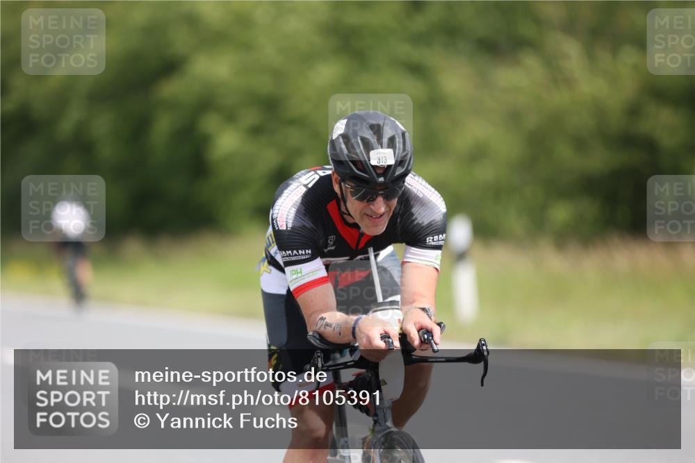 22.06.2025 - Viking Triathlon Yannick Fuchs http://msf.ph/oto/8105391 22.06.2025 12:10:06 Radfahren 57, 59, 171, 313, 366, 386 meine-sportfotos.de