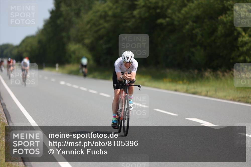 22.06.2025 - Viking Triathlon Yannick Fuchs http://msf.ph/oto/8105396 22.06.2025 11:29:43 Radfahren 72, 131, 154, 182, 254, 375, 553 meine-sportfotos.de