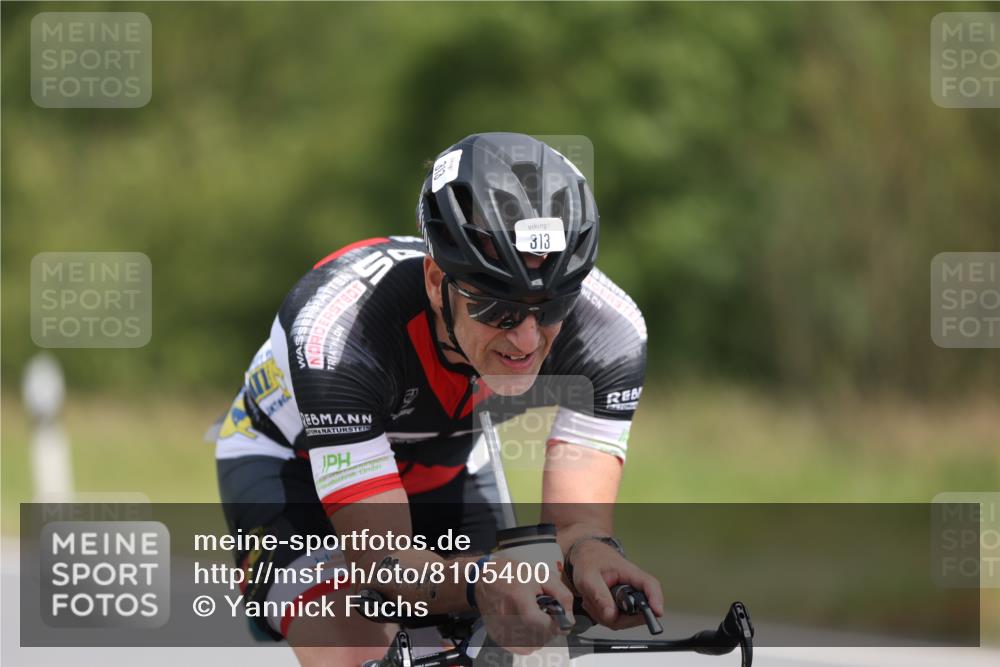 22.06.2025 - Viking Triathlon Yannick Fuchs http://msf.ph/oto/8105400 22.06.2025 12:10:06 Radfahren 57, 59, 171, 313, 366, 386 meine-sportfotos.de