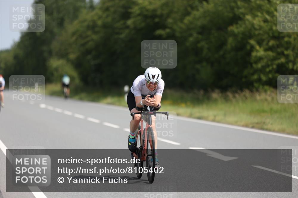 22.06.2025 - Viking Triathlon Yannick Fuchs http://msf.ph/oto/8105402 22.06.2025 11:29:43 Radfahren 72, 131, 154, 182, 254, 375, 553 meine-sportfotos.de