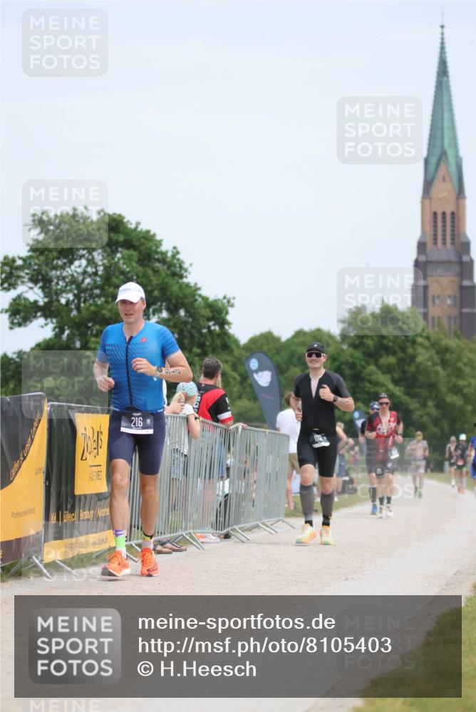 22.06.2025 - Viking Triathlon H.Heesch http://msf.ph/oto/8105403 22.06.2025 13:44:35 Laufen 103, 216, 492, 506 meine-sportfotos.de