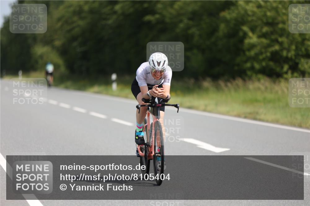 22.06.2025 - Viking Triathlon Yannick Fuchs http://msf.ph/oto/8105404 22.06.2025 11:29:43 Radfahren 72, 131, 154, 182, 254, 375, 553 meine-sportfotos.de