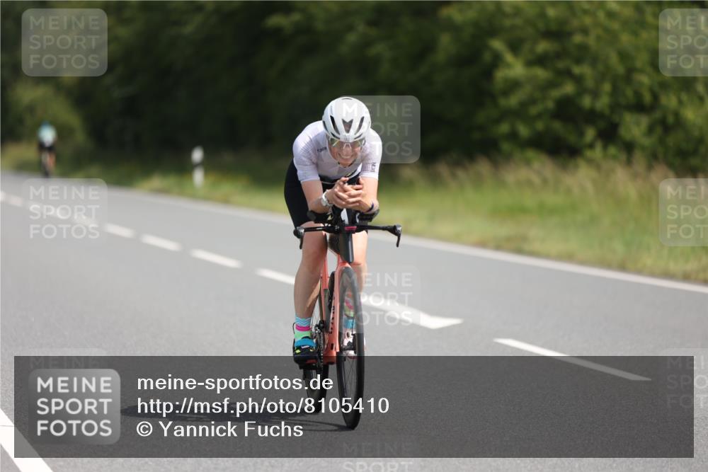 22.06.2025 - Viking Triathlon Yannick Fuchs http://msf.ph/oto/8105410 22.06.2025 11:29:43 Radfahren 72, 131, 154, 182, 254, 375, 553 meine-sportfotos.de