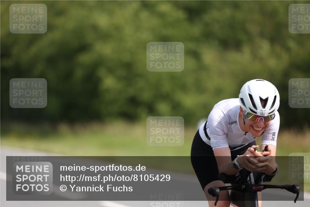 22.06.2025 - Viking Triathlon Yannick Fuchs http://msf.ph/oto/8105429 22.06.2025 11:29:44 Radfahren 72, 131, 154, 182, 375, 553 meine-sportfotos.de