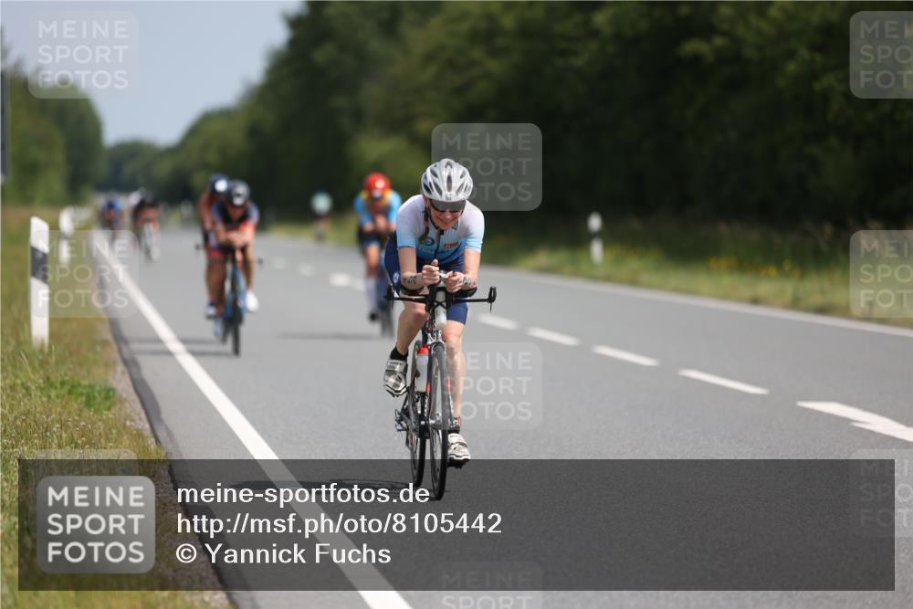 22.06.2025 - Viking Triathlon Yannick Fuchs http://msf.ph/oto/8105442 22.06.2025 11:29:48 Radfahren 72, 131, 154, 182, 270, 370, 553 meine-sportfotos.de