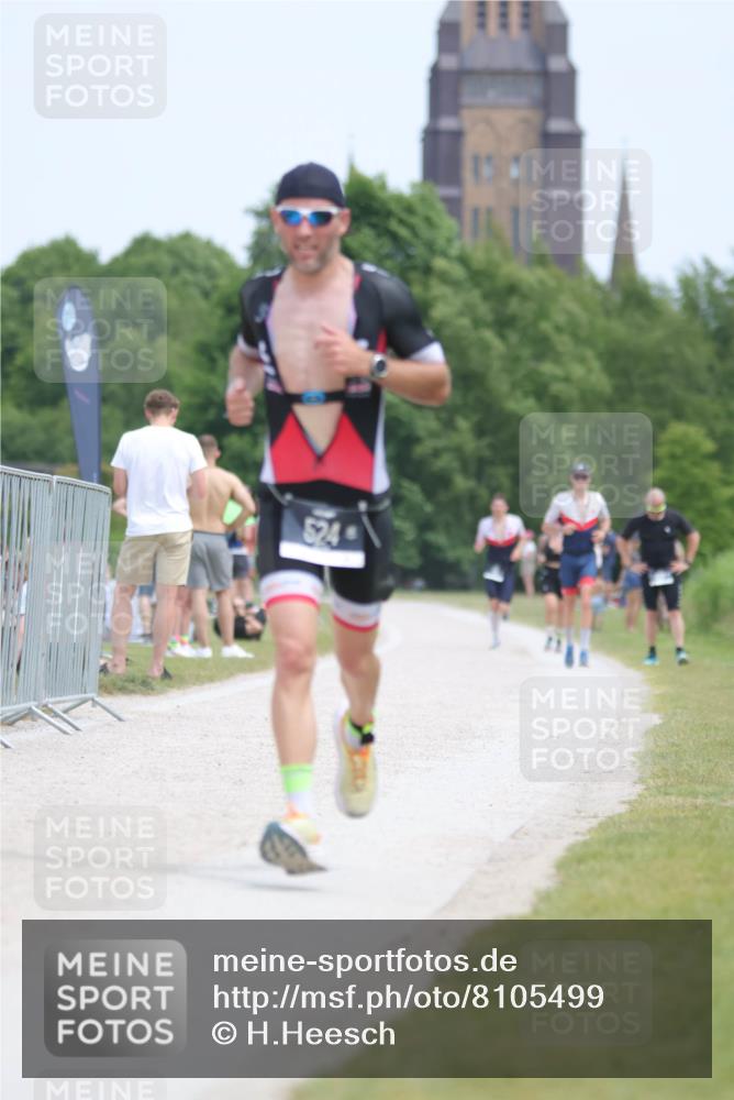 22.06.2025 - Viking Triathlon H.Heesch http://msf.ph/oto/8105499 22.06.2025 13:45:09 Laufen 53, 524 meine-sportfotos.de