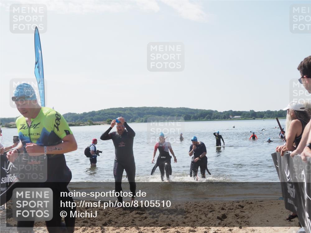 22.06.2025 - Viking Triathlon MichiJ http://msf.ph/oto/8105510 22.06.2025 10:50:45 Schwimmen 48, 202, 402, 418, 533 meine-sportfotos.de