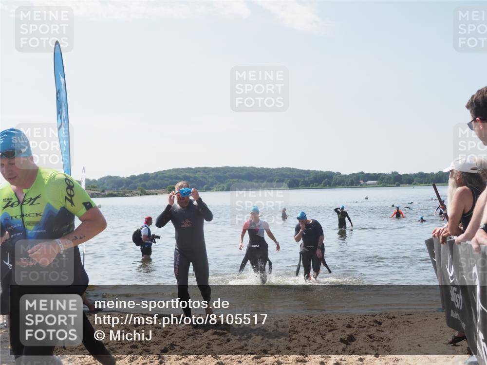 22.06.2025 - Viking Triathlon MichiJ http://msf.ph/oto/8105517 22.06.2025 10:50:45 Schwimmen 48, 202, 402, 418, 533 meine-sportfotos.de
