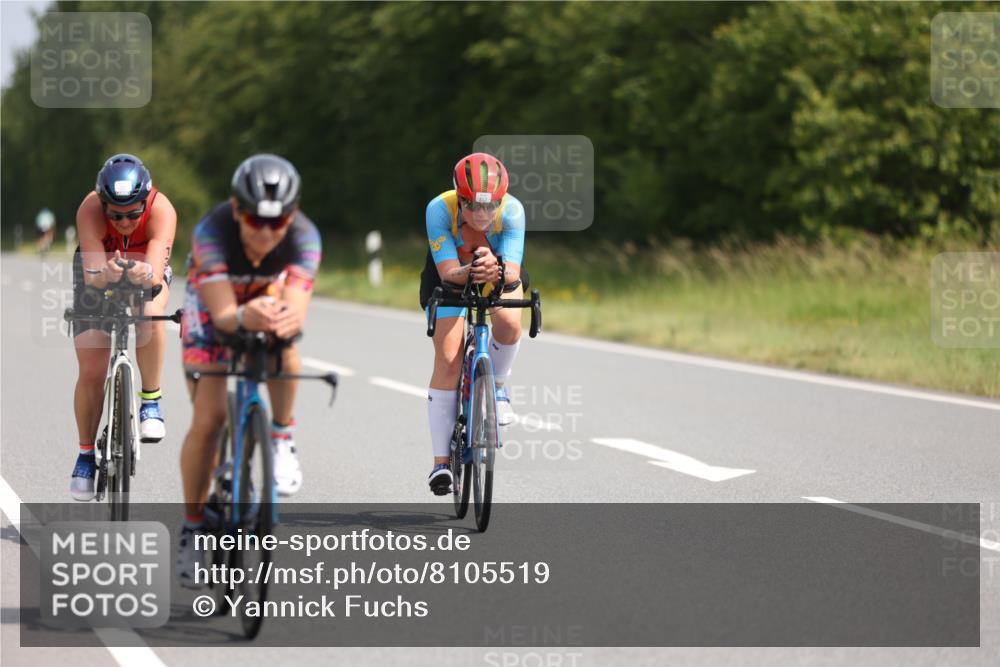 22.06.2025 - Viking Triathlon Yannick Fuchs http://msf.ph/oto/8105519 22.06.2025 11:29:51 Radfahren 72, 131, 150, 153, 154, 270, 370, 553 meine-sportfotos.de