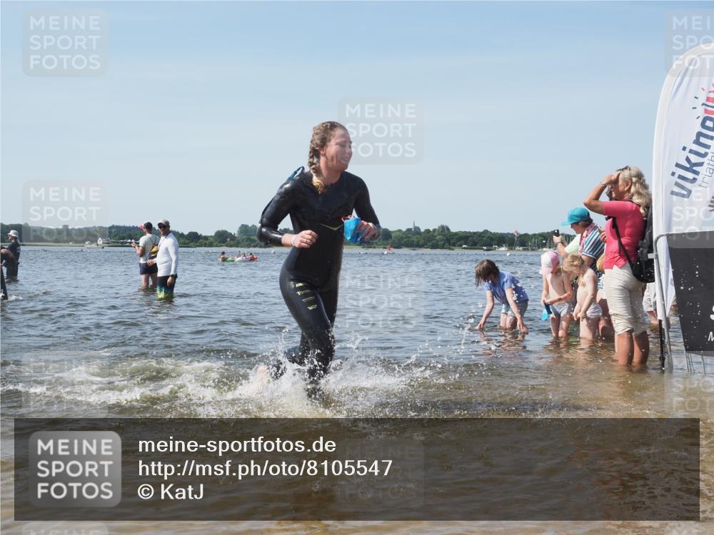 22.06.2025 - Viking Triathlon KatJ http://msf.ph/oto/8105547 22.06.2025 10:36:33 Schwimmen 42, 88, 232, 251, 332 meine-sportfotos.de