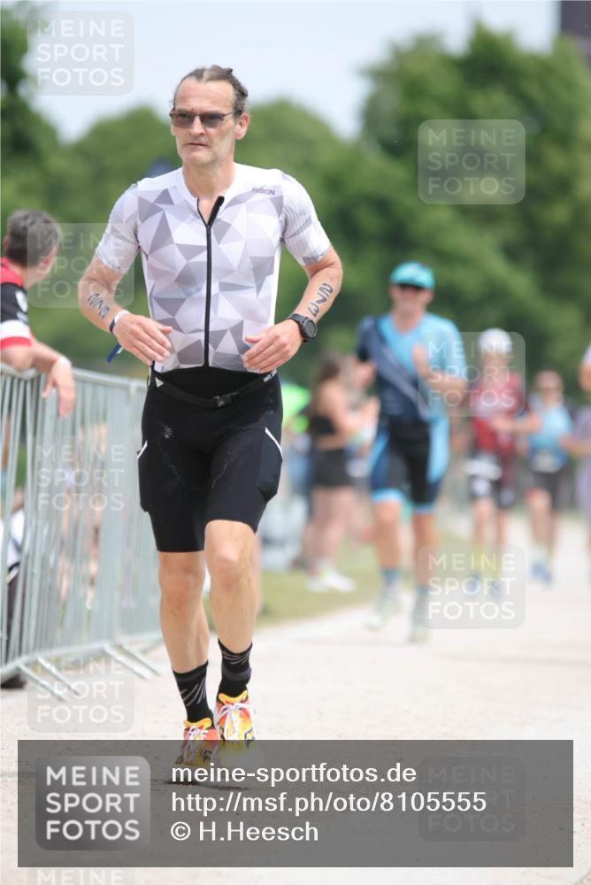 22.06.2025 - Viking Triathlon H.Heesch http://msf.ph/oto/8105555 22.06.2025 13:45:47 Laufen 84, 124, 273, 474 meine-sportfotos.de