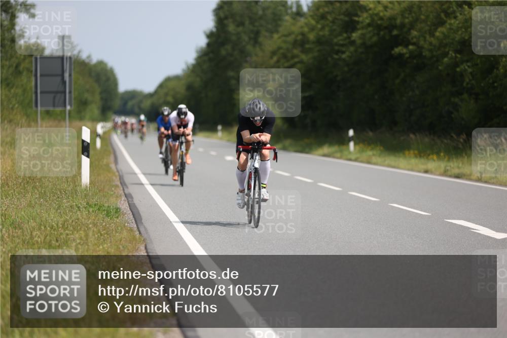 22.06.2025 - Viking Triathlon Yannick Fuchs http://msf.ph/oto/8105577 22.06.2025 11:29:57 Radfahren 150, 153, 270, 370, 651 meine-sportfotos.de