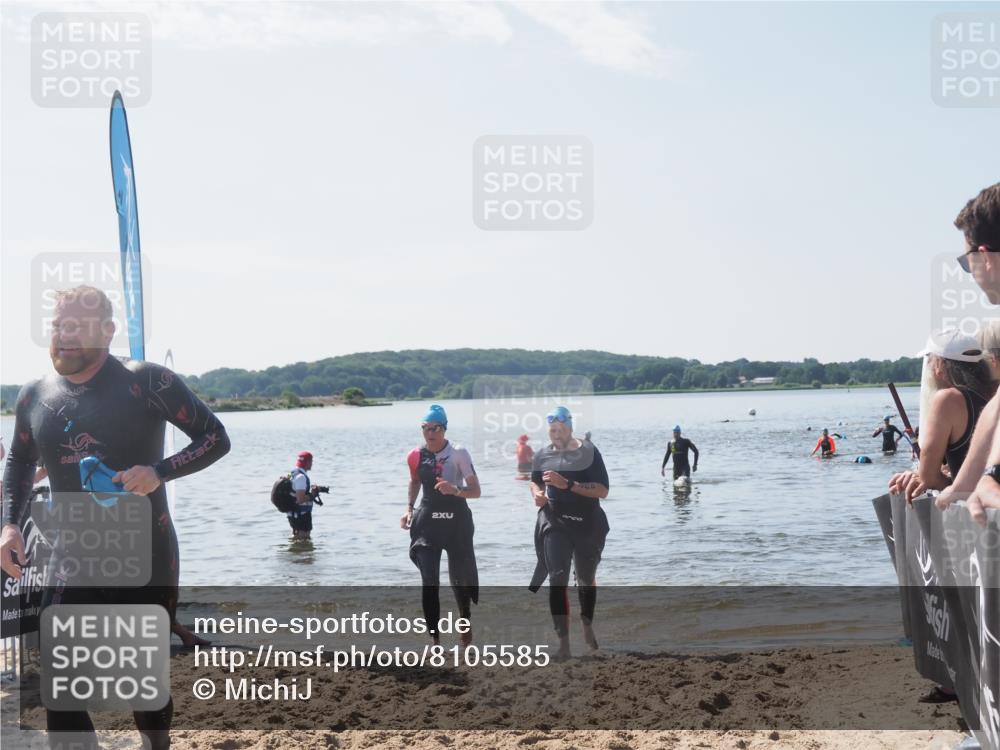 22.06.2025 - Viking Triathlon MichiJ http://msf.ph/oto/8105585 22.06.2025 10:50:48 Schwimmen 402, 523, 533, 543 meine-sportfotos.de