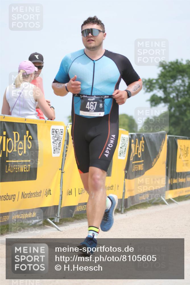 22.06.2025 - Viking Triathlon H.Heesch http://msf.ph/oto/8105605 22.06.2025 13:46:03 Laufen 299, 317, 428, 438, 467, 533 meine-sportfotos.de