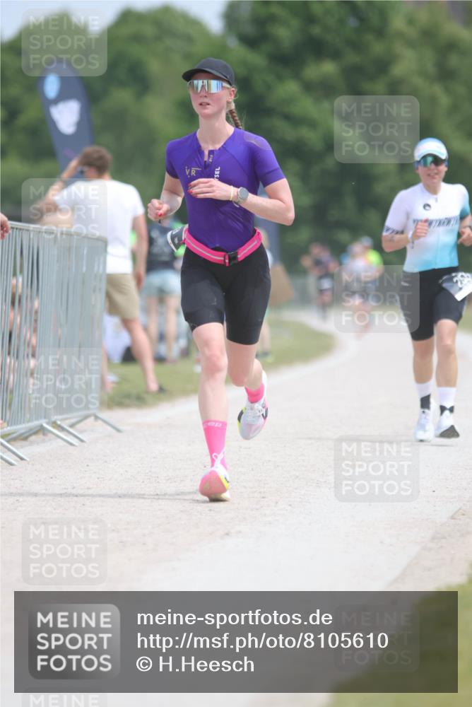 22.06.2025 - Viking Triathlon H.Heesch http://msf.ph/oto/8105610 22.06.2025 13:46:08 Laufen 256, 299 meine-sportfotos.de