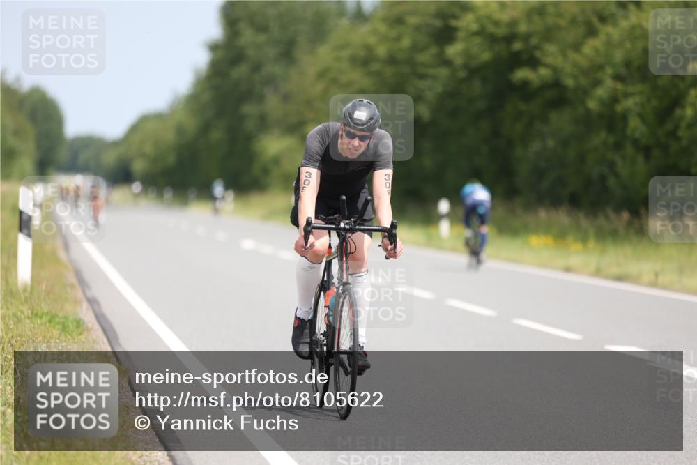 22.06.2025 - Viking Triathlon Yannick Fuchs http://msf.ph/oto/8105622 22.06.2025 12:10:35 Radfahren 23, 116, 188, 247, 306, 548, 662 meine-sportfotos.de