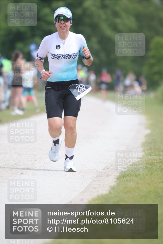 22.06.2025 - Viking Triathlon H.Heesch http://msf.ph/oto/8105624 22.06.2025 13:46:10 Laufen 256, 299 meine-sportfotos.de
