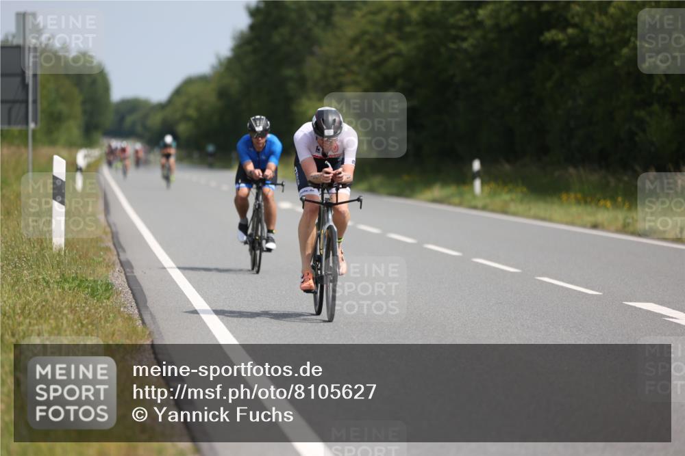 22.06.2025 - Viking Triathlon Yannick Fuchs http://msf.ph/oto/8105627 22.06.2025 11:29:59 Radfahren 150, 153, 270, 370, 376, 651 meine-sportfotos.de