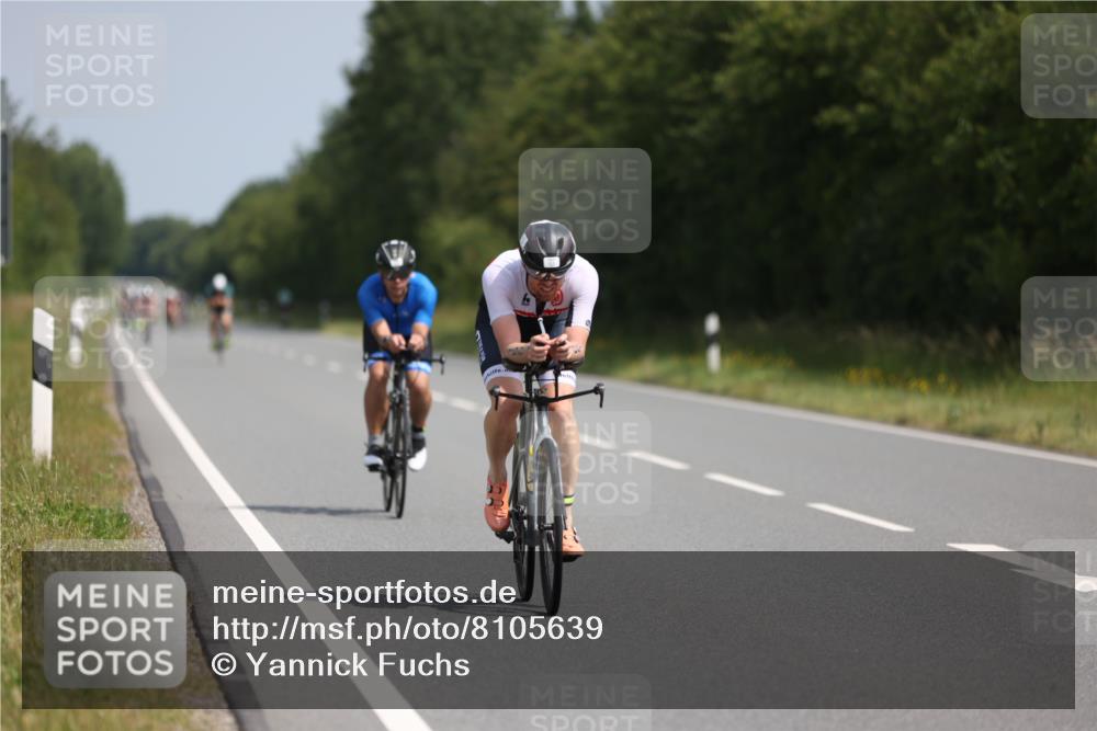 22.06.2025 - Viking Triathlon Yannick Fuchs http://msf.ph/oto/8105639 22.06.2025 11:29:59 Radfahren 150, 153, 270, 370, 376, 651 meine-sportfotos.de