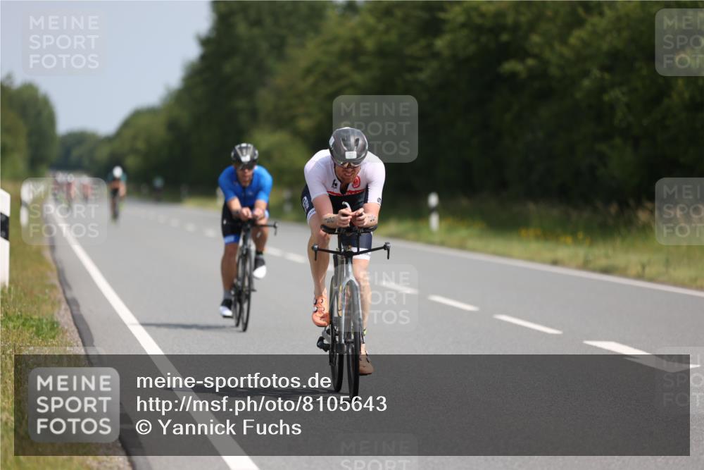 22.06.2025 - Viking Triathlon Yannick Fuchs http://msf.ph/oto/8105643 22.06.2025 11:29:59 Radfahren 150, 153, 270, 370, 376, 651 meine-sportfotos.de