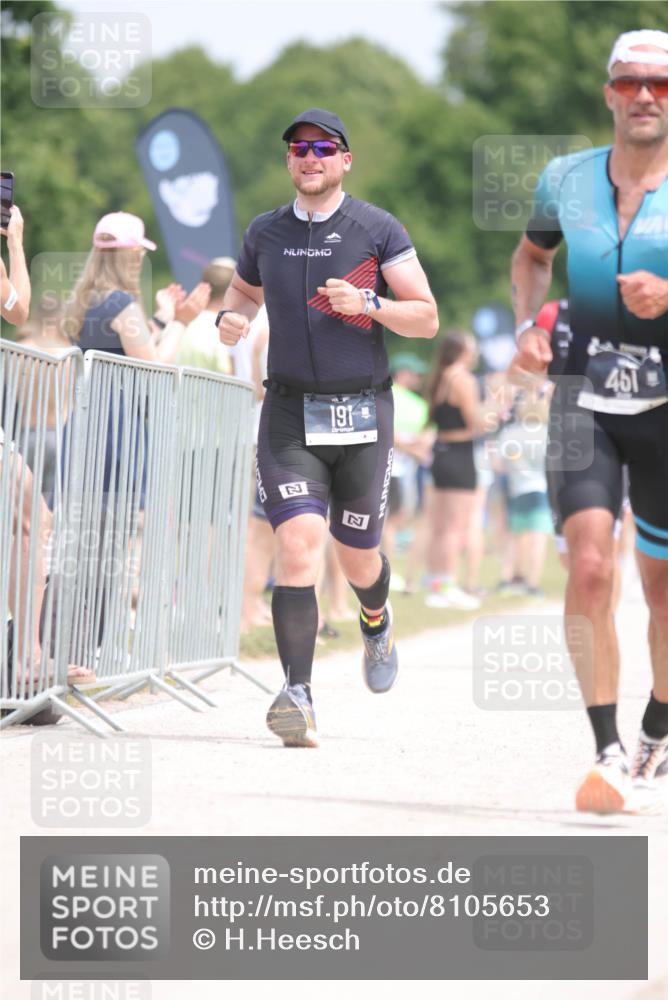 22.06.2025 - Viking Triathlon H.Heesch http://msf.ph/oto/8105653 22.06.2025 13:46:39 Laufen 43, 100, 191, 418, 451, 535 meine-sportfotos.de