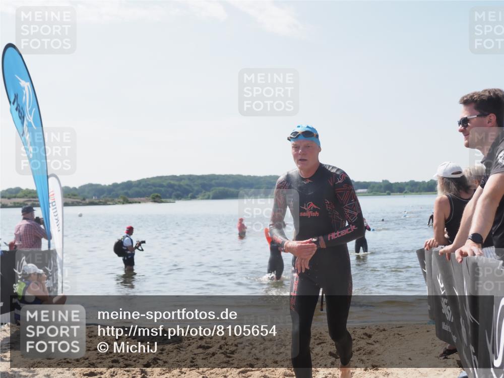 22.06.2025 - Viking Triathlon MichiJ http://msf.ph/oto/8105654 22.06.2025 10:51:09 Schwimmen 308, 436, 484 meine-sportfotos.de