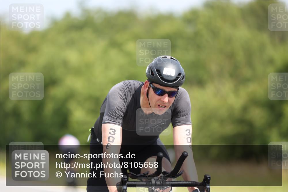 22.06.2025 - Viking Triathlon Yannick Fuchs http://msf.ph/oto/8105658 22.06.2025 12:10:36 Radfahren 23, 106, 116, 188, 247, 306, 548, 662 meine-sportfotos.de