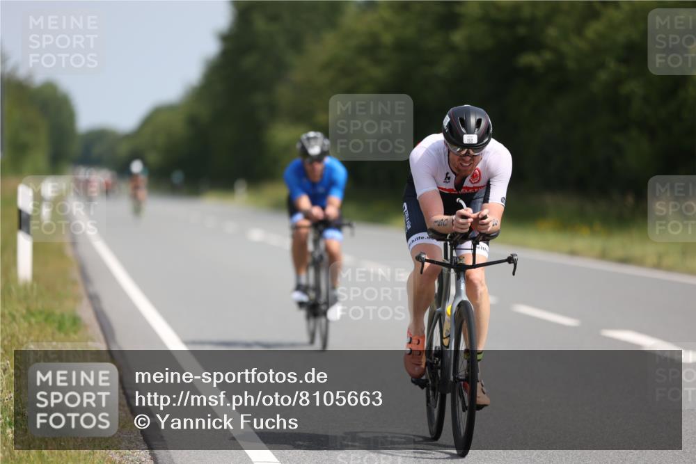 22.06.2025 - Viking Triathlon Yannick Fuchs http://msf.ph/oto/8105663 22.06.2025 11:30:00 Radfahren 150, 153, 270, 370, 376, 651 meine-sportfotos.de