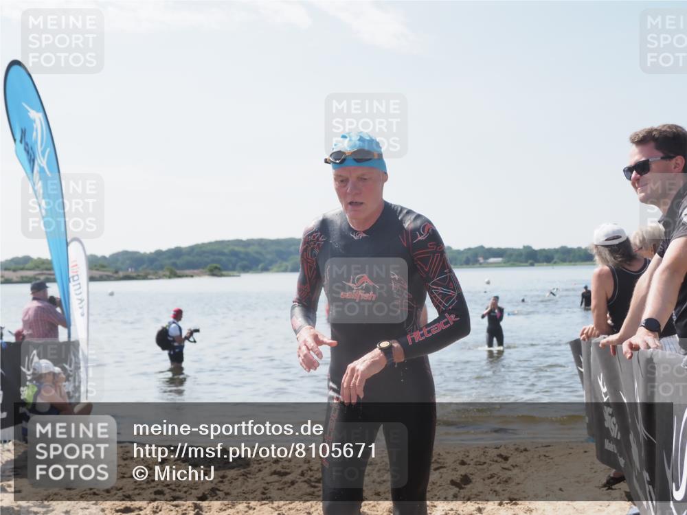 22.06.2025 - Viking Triathlon MichiJ http://msf.ph/oto/8105671 22.06.2025 10:51:10 Schwimmen 308, 436, 484 meine-sportfotos.de