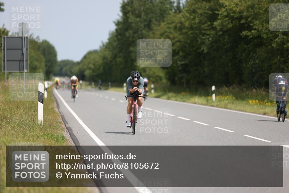 22.06.2025 - Viking Triathlon Yannick Fuchs http://msf.ph/oto/8105672 22.06.2025 12:10:42 Radfahren 23, 106, 116, 247, 248 meine-sportfotos.de