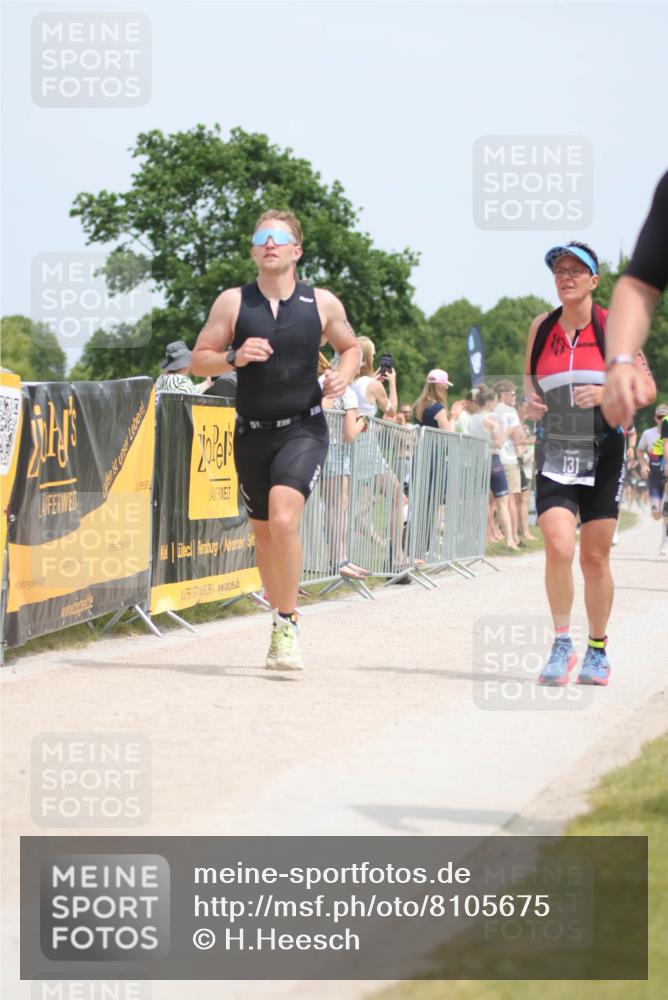 22.06.2025 - Viking Triathlon H.Heesch http://msf.ph/oto/8105675 22.06.2025 13:46:46 Laufen 4, 100, 131, 191, 255, 439, 451, 535 meine-sportfotos.de