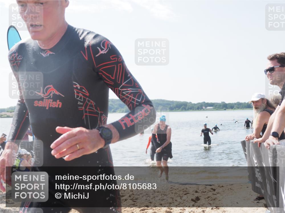 22.06.2025 - Viking Triathlon MichiJ http://msf.ph/oto/8105683 22.06.2025 10:51:11 Schwimmen 308, 436, 484 meine-sportfotos.de