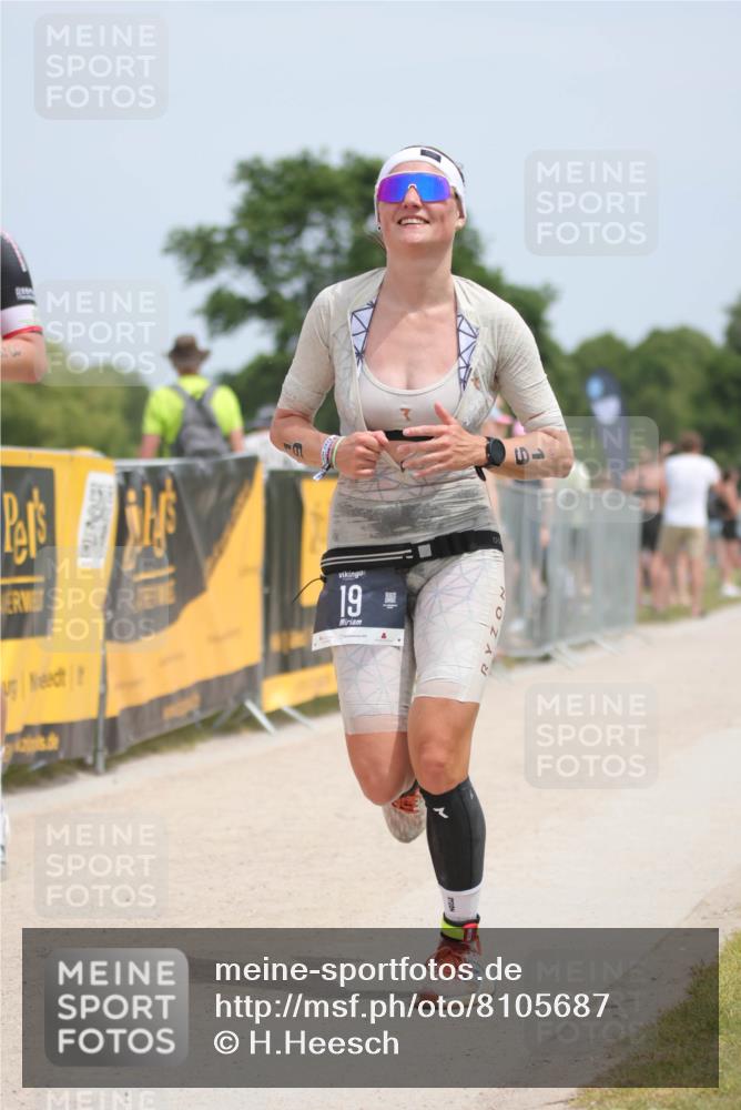 22.06.2025 - Viking Triathlon H.Heesch http://msf.ph/oto/8105687 22.06.2025 13:46:56 Laufen 19, 255, 330 meine-sportfotos.de