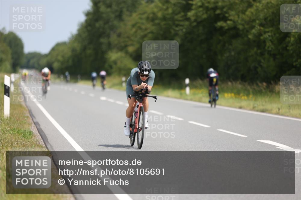 22.06.2025 - Viking Triathlon Yannick Fuchs http://msf.ph/oto/8105691 22.06.2025 12:10:43 Radfahren 23, 106, 116, 247, 248 meine-sportfotos.de